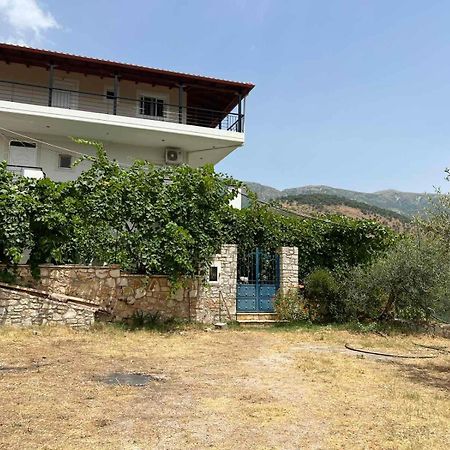 Apartments Aneta'S House Himare Eksteriør bilde